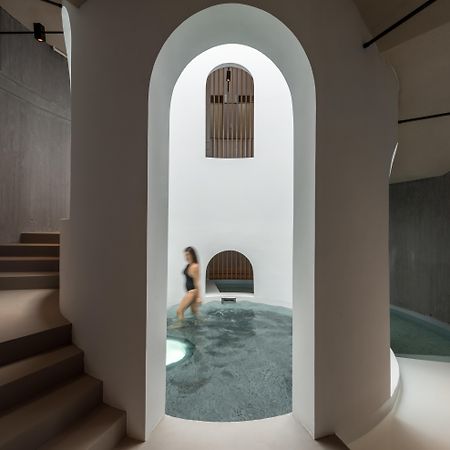 Euphoria Retreat - A Holistic Wellbeing Destination Spa Mystras Exteriör bild