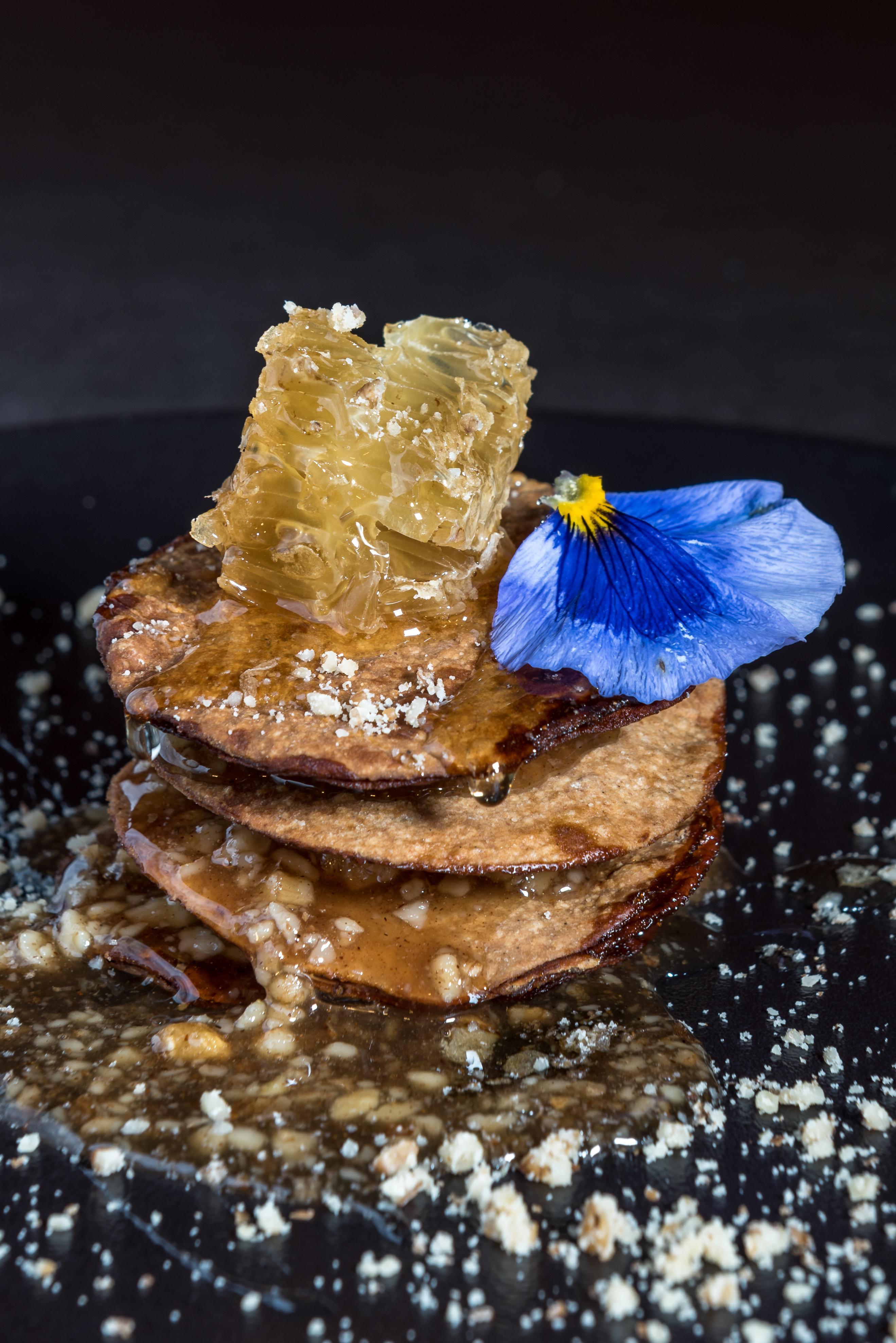Euphoria Retreat - A Holistic Wellbeing Destination Spa Mystras Exteriör bild