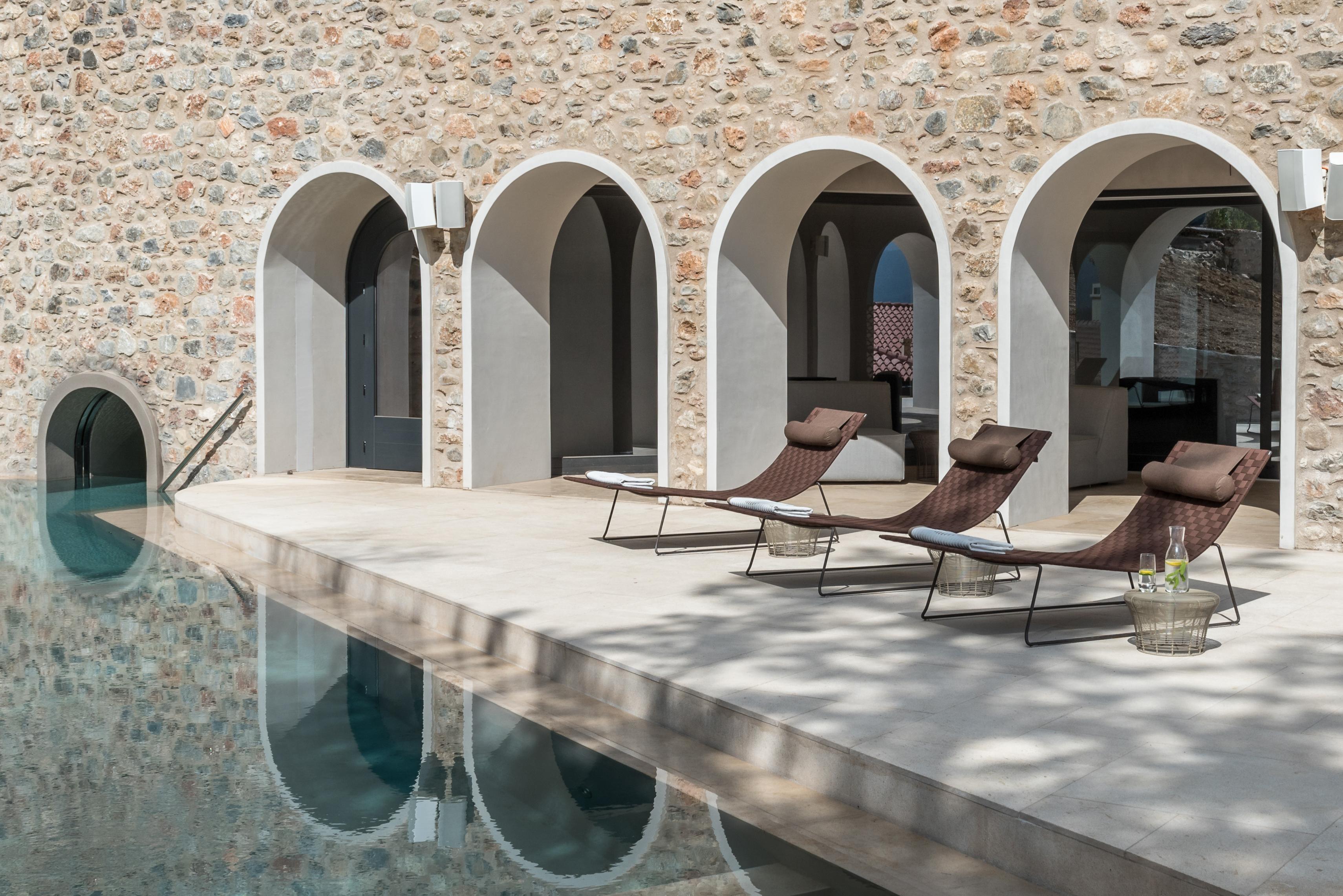 Euphoria Retreat - A Holistic Wellbeing Destination Spa Mystras Exteriör bild