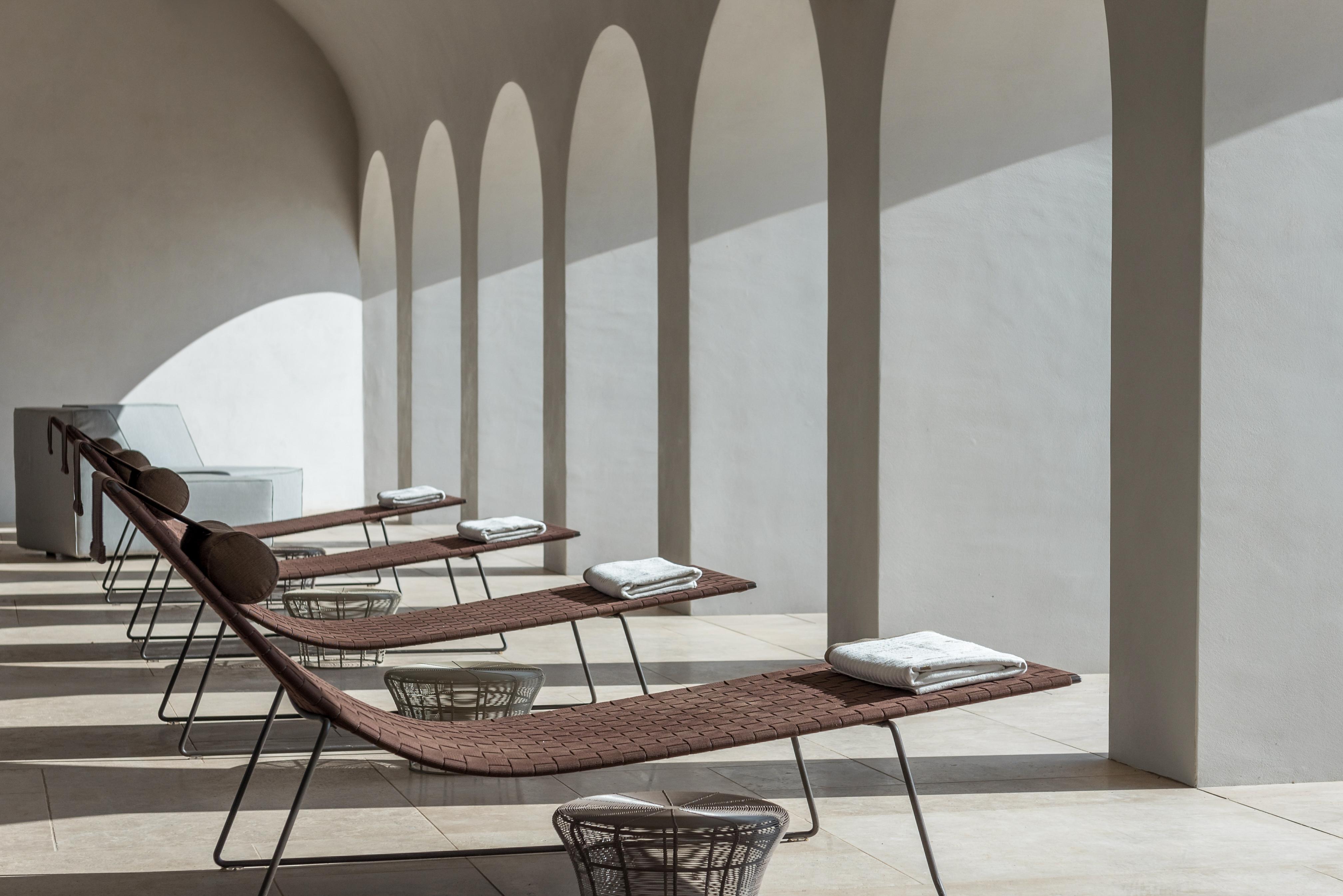 Euphoria Retreat - A Holistic Wellbeing Destination Spa Mystras Exteriör bild
