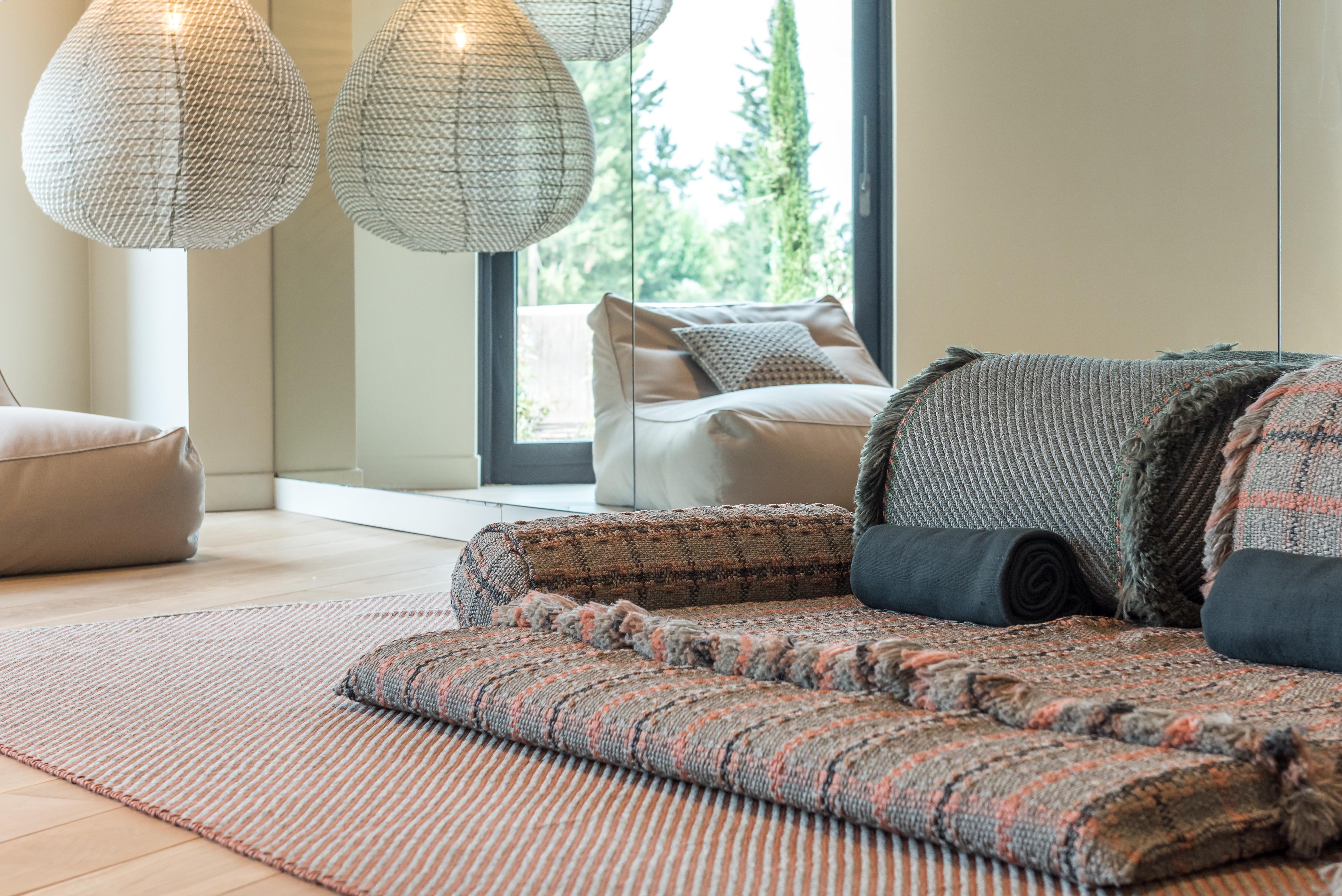 Euphoria Retreat - A Holistic Wellbeing Destination Spa Mystras Exteriör bild