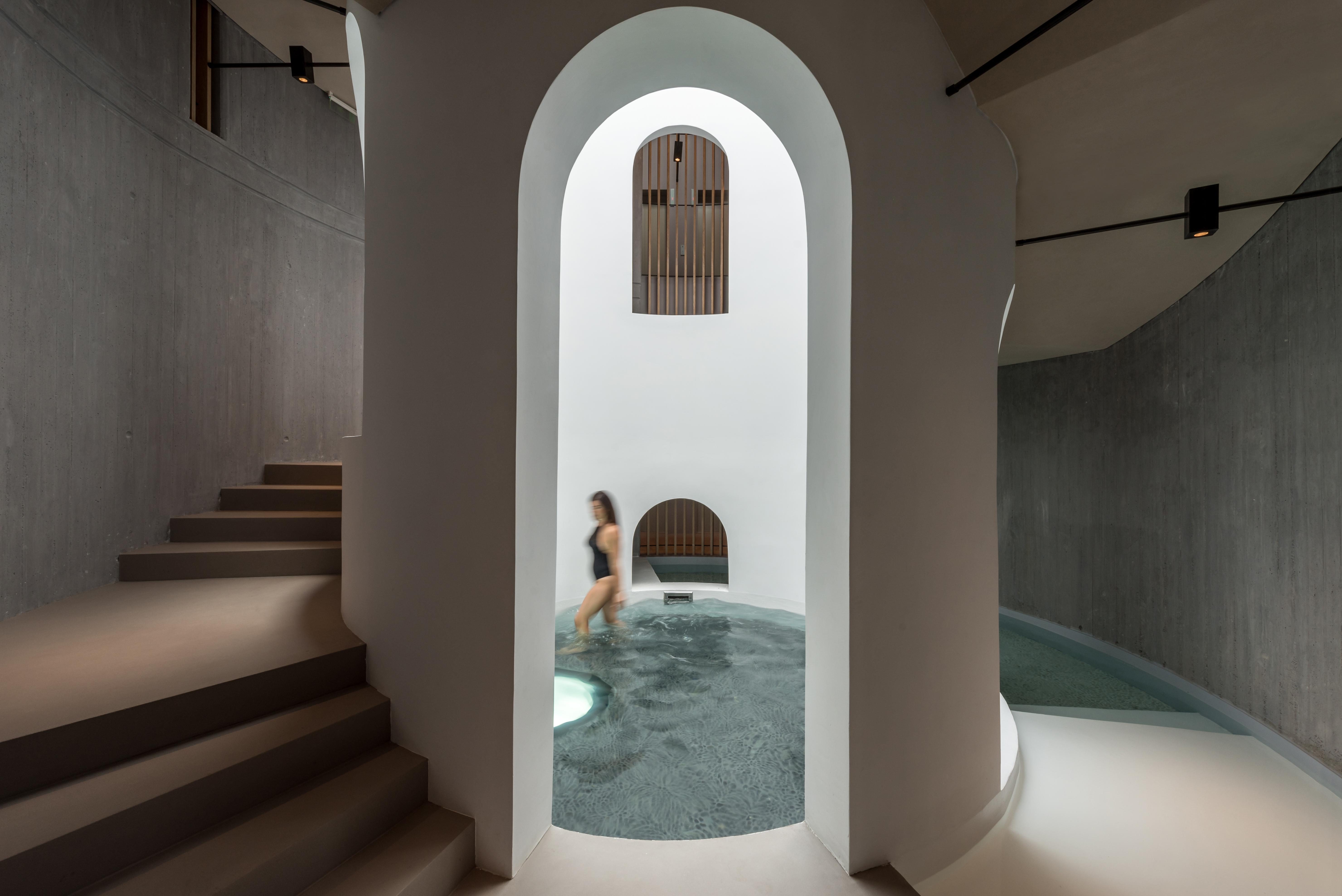 Euphoria Retreat - A Holistic Wellbeing Destination Spa Mystras Exteriör bild