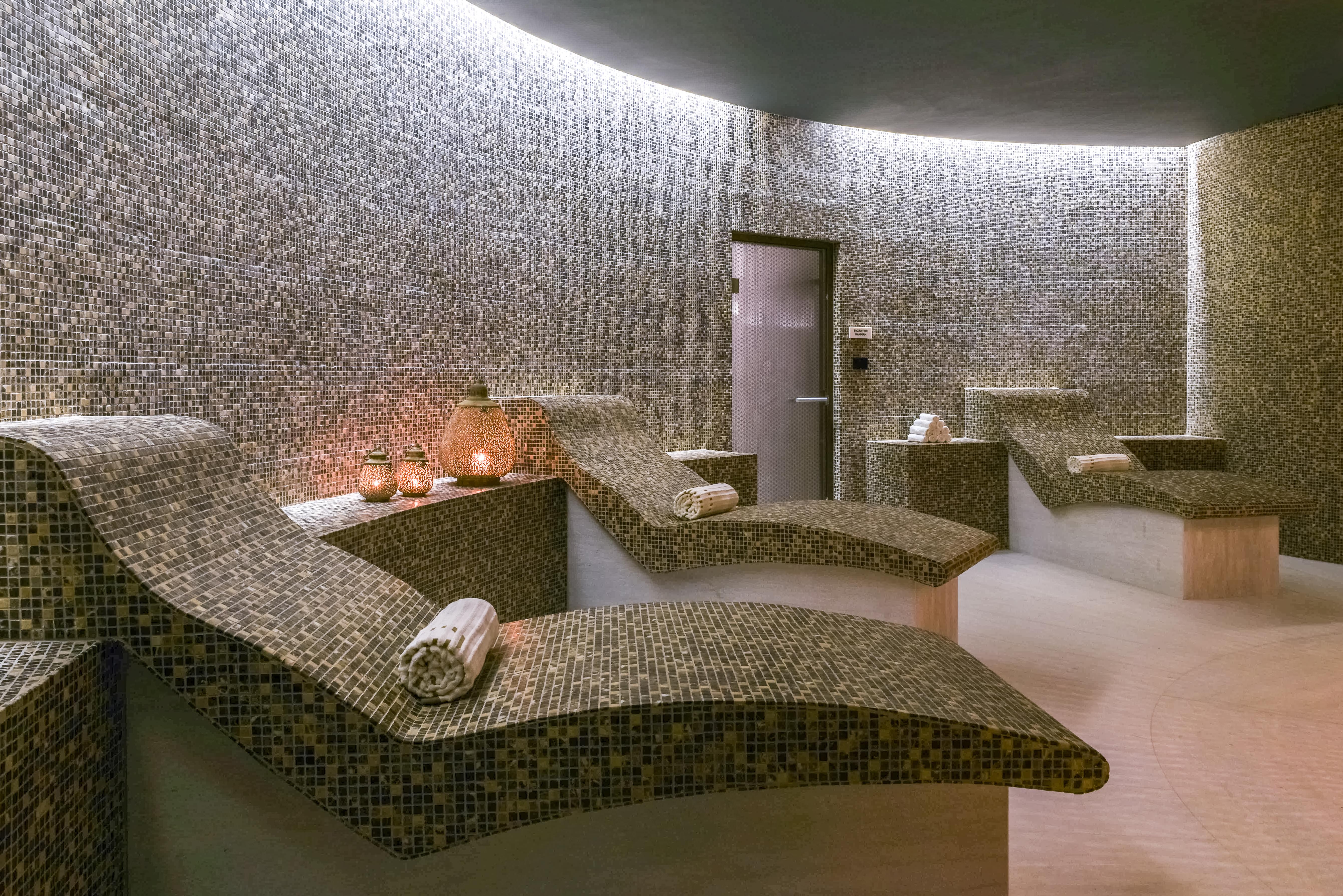 Euphoria Retreat - A Holistic Wellbeing Destination Spa Mystras Exteriör bild