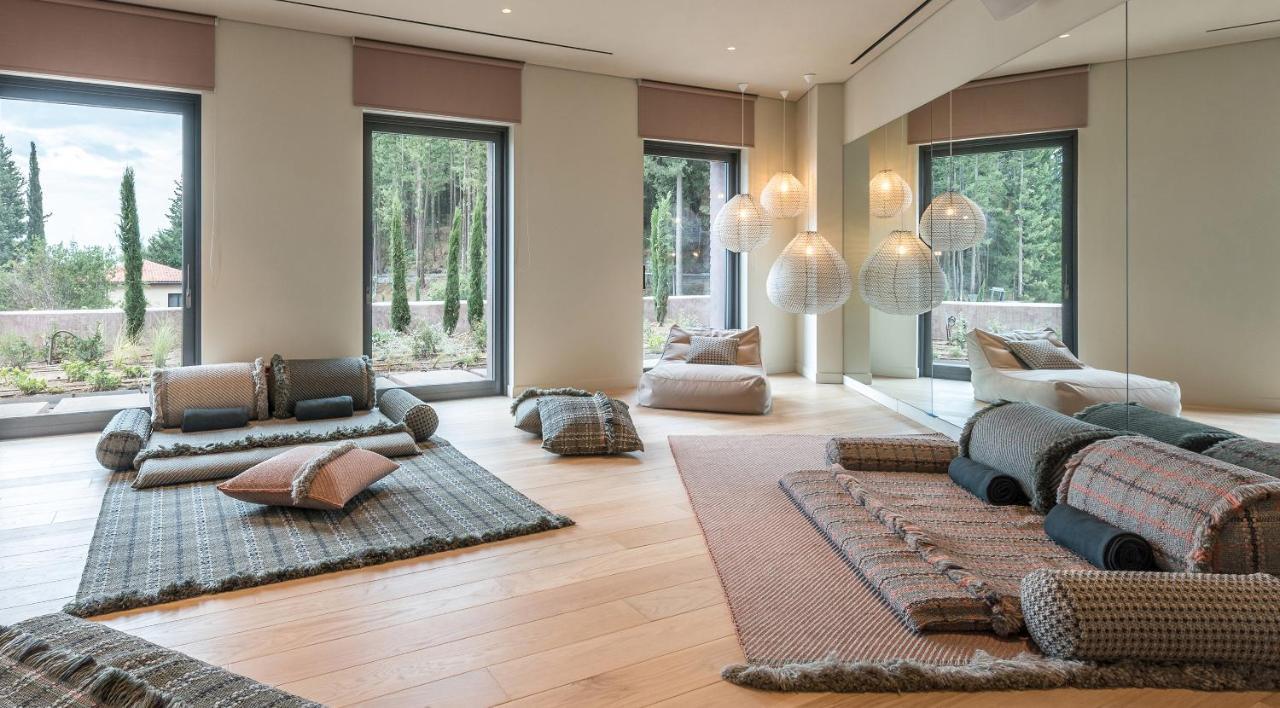 Euphoria Retreat - A Holistic Wellbeing Destination Spa Mystras Exteriör bild
